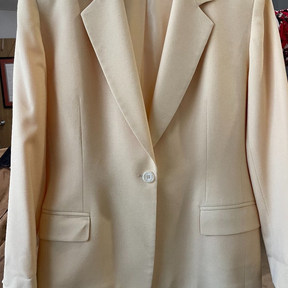 Size 12 Petite  Pendleton 100% Wool